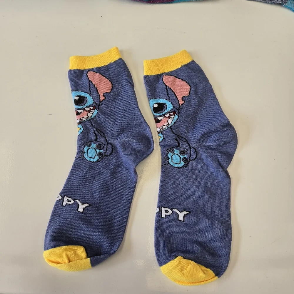 🍒🍒 Stitch Crew Socks